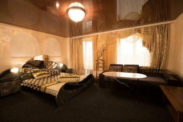 Imperial Hotel Krivoy Rog Kryvyi Rih ภายนอก รูปภาพ
