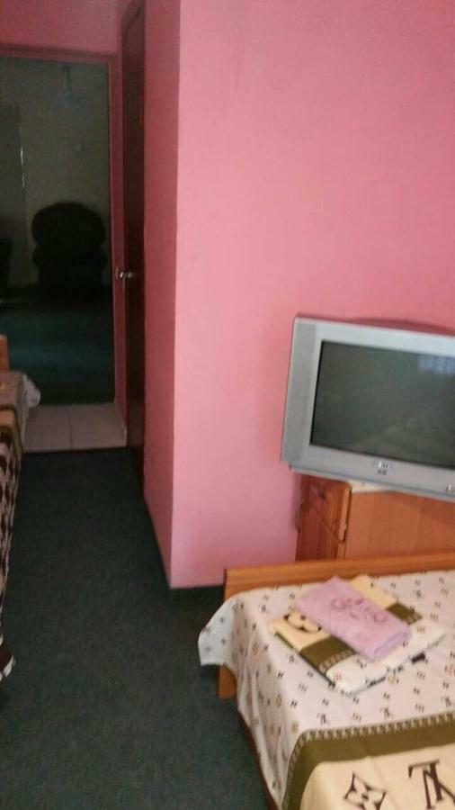Imperial Hotel Krivoy Rog Kryvyi Rih ภายนอก รูปภาพ